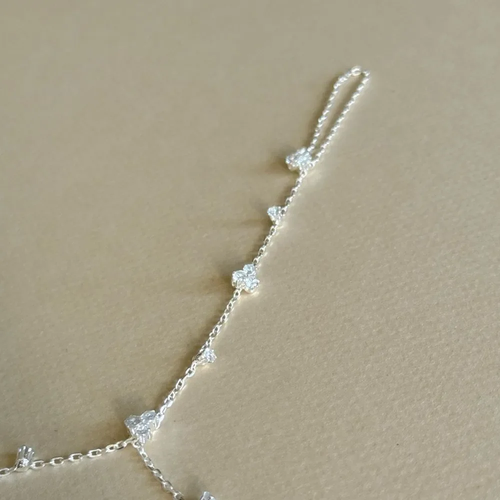 Elegant Silver Hand Chain Bracelet N1628